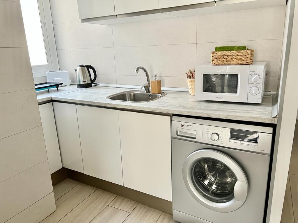 Acogedor Apartamento Cerca De La Playa Apartment Valencia Exterior foto